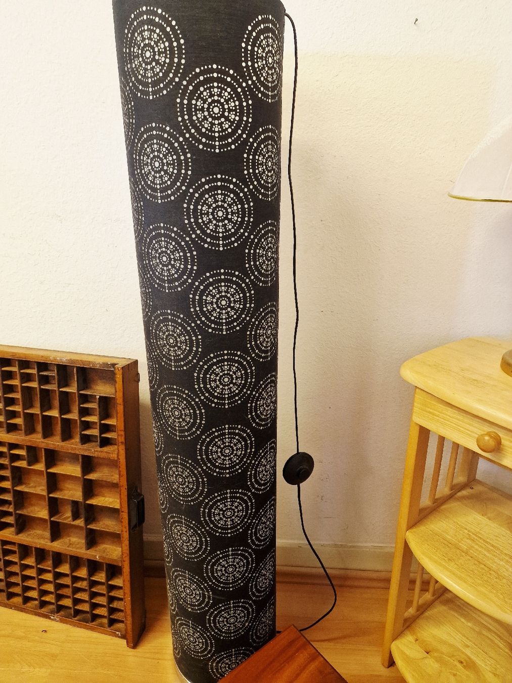 Lampen: Konvolut diverse Möbel – Gebraucht aus BERN von Intarsia 2