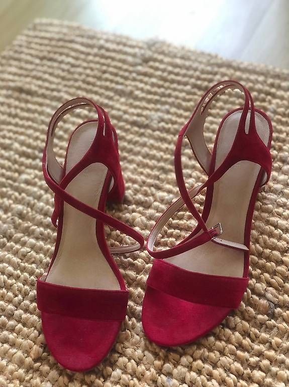 Damenschuhe: High Heels Rot Grösse 37 – Gebraucht aus Wädenswil von sereina.v 1