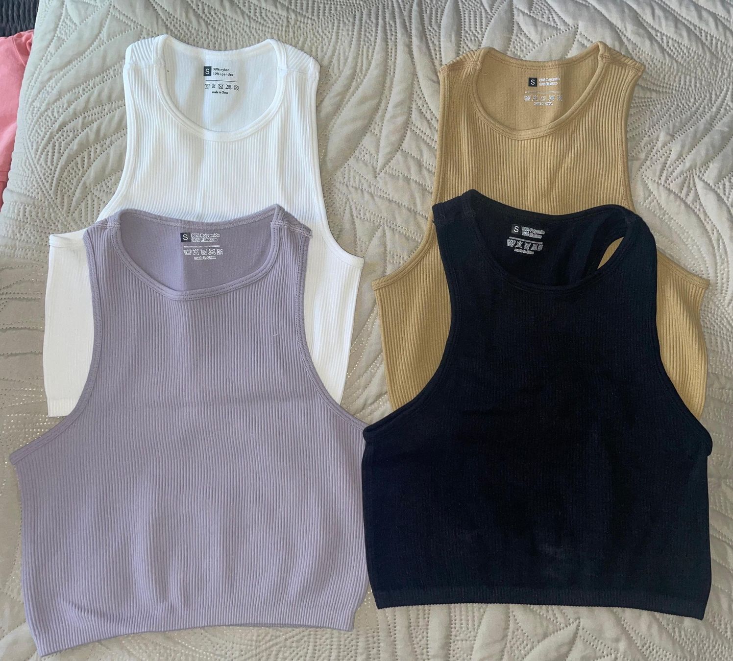 Top: 4er Set Crop-Tanktops, Grösse S – Usato da Winterthur venduto da GrobyK