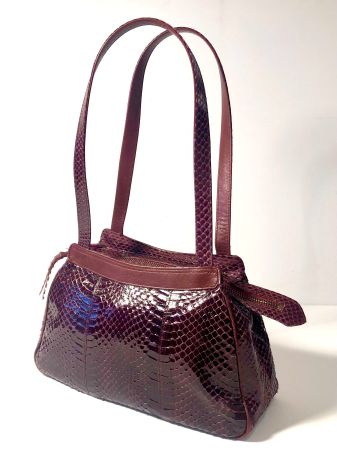 KLEINE NEUE TASCHE UNIKAT. CH-HANDMADE. Schlangenleder.