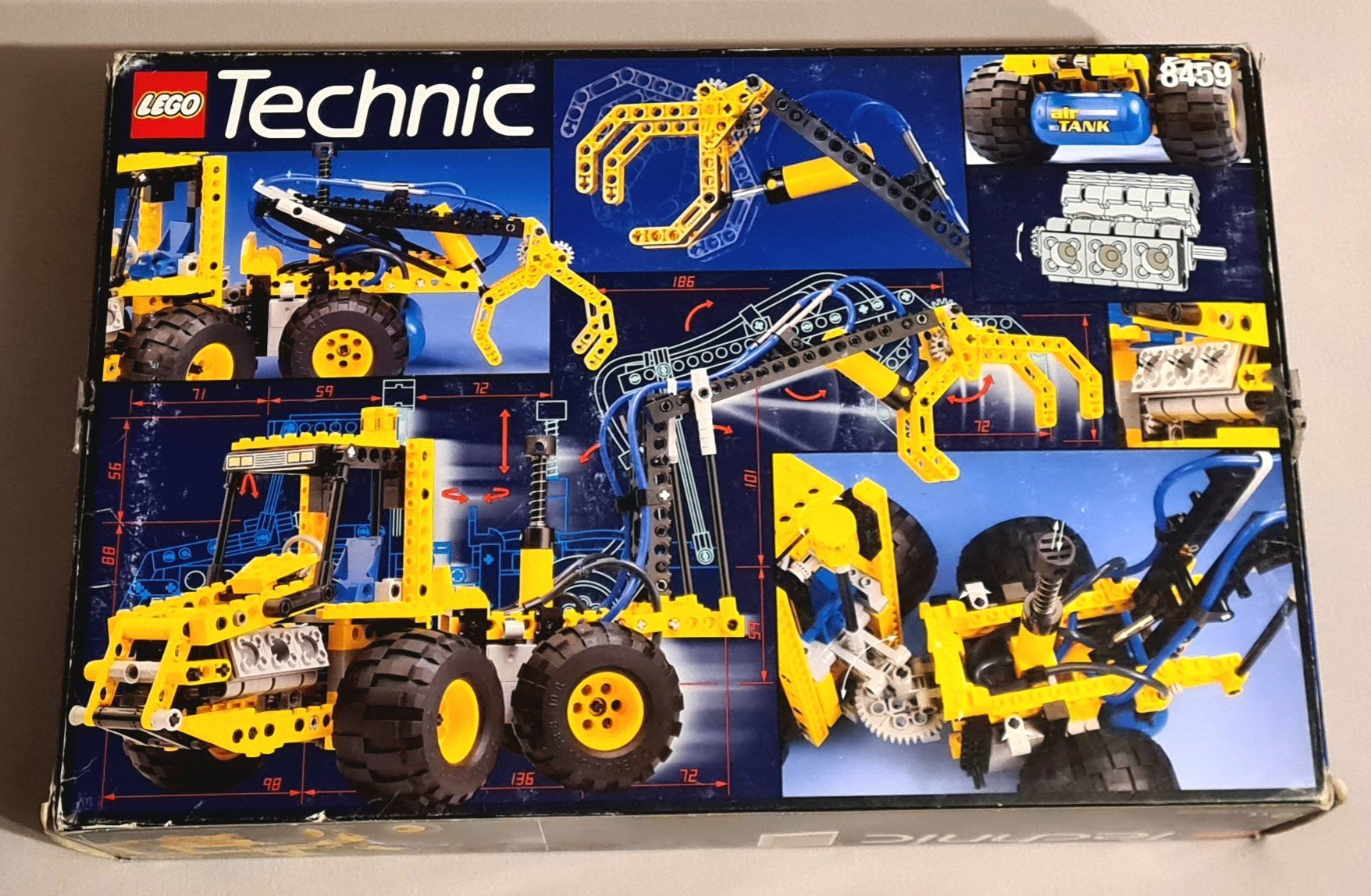 Lego Kit di costruzioni: Lego Technic 8459 front-end Loader complet avec notice – Usato da Les Thioleyres venduto da Sakanicheval 1
