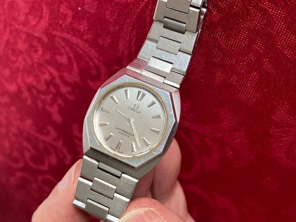 Omega constellation online 1980