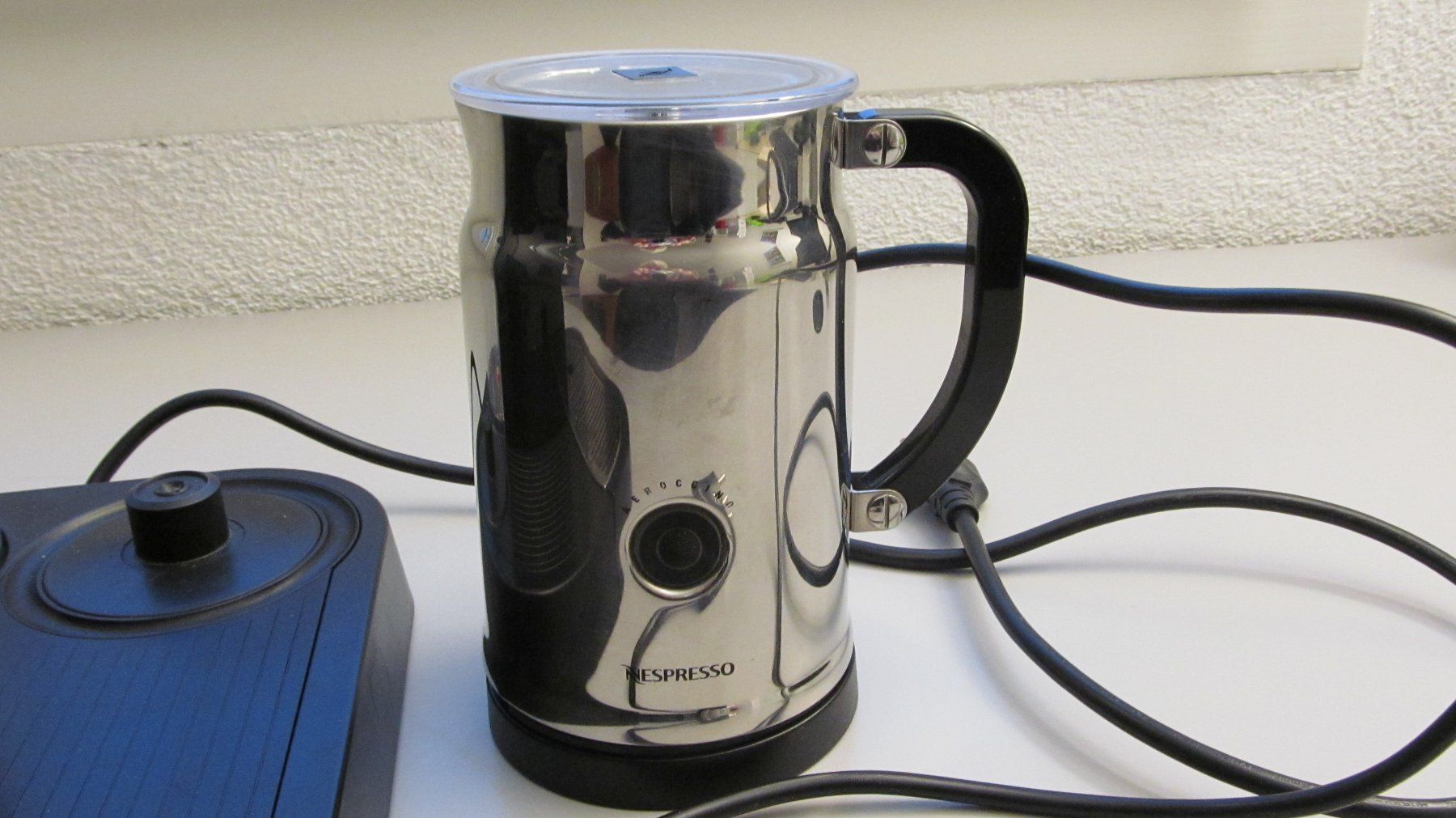 König Macchine per caffè & Macchine per espresso: König Nespresso Maschine mit Milchschäumer – Usato da Horgen venduto da C250 6