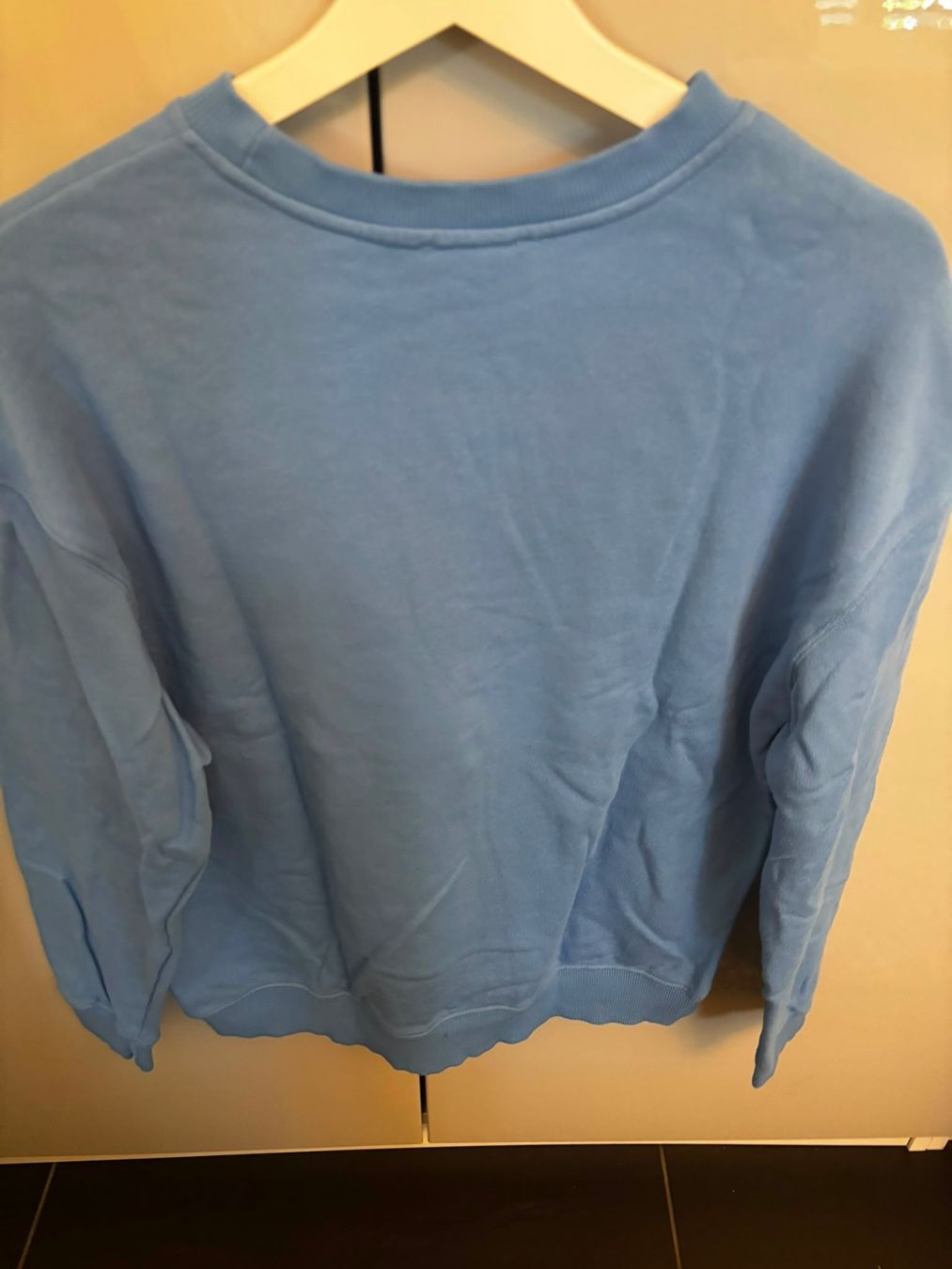 Princess goes hollywood Pulls & Sweat-shirts: Sweatshirt blau, Woman – D'occasion à Eglisau par Marc_J. 1