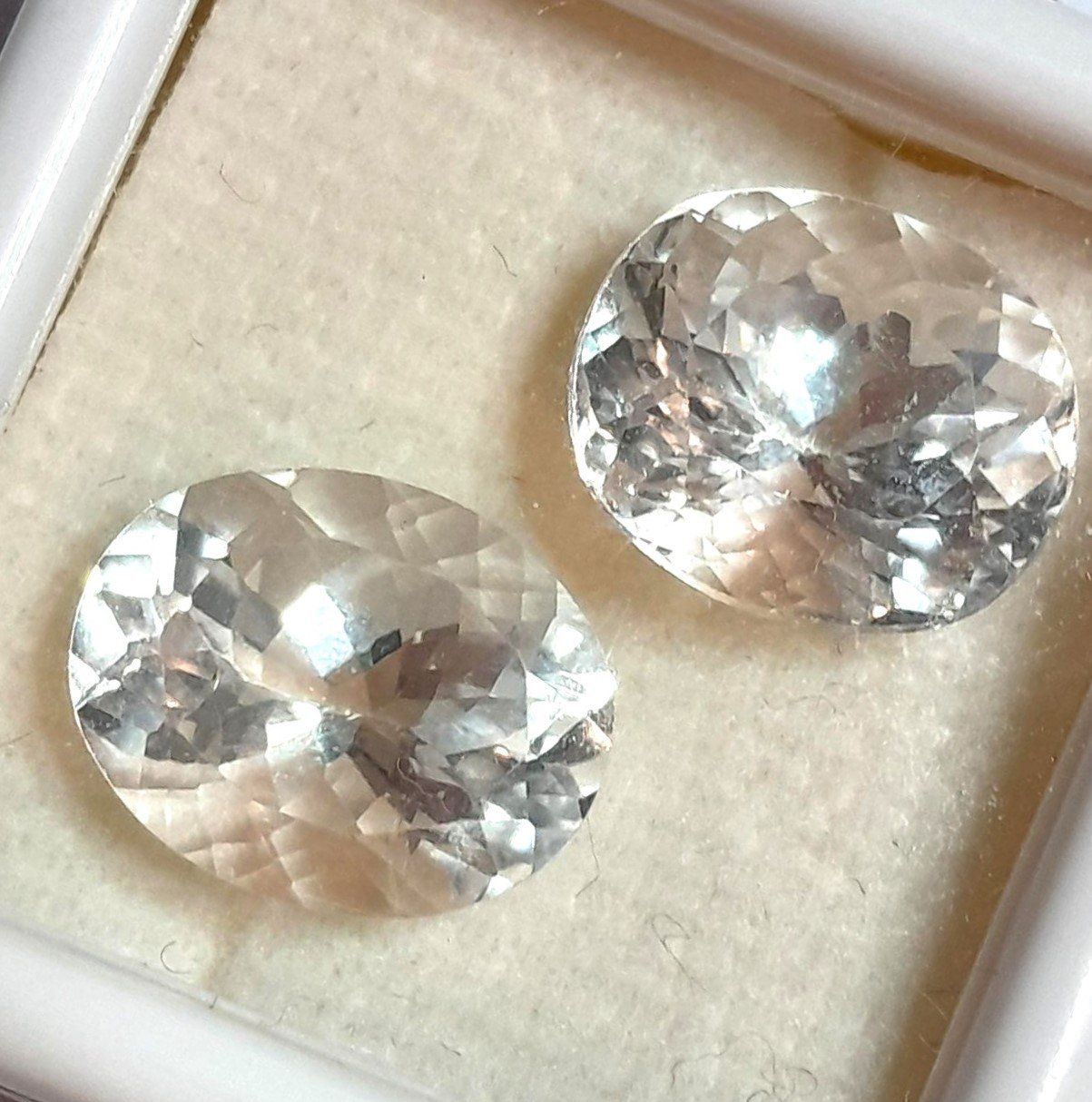 Pietre preziose: 2x Morganites 6.78 ct - Valeur 380.- Fr – Nuovo (secondo la descrizione) da Grimisuat venduto da Valgem 2