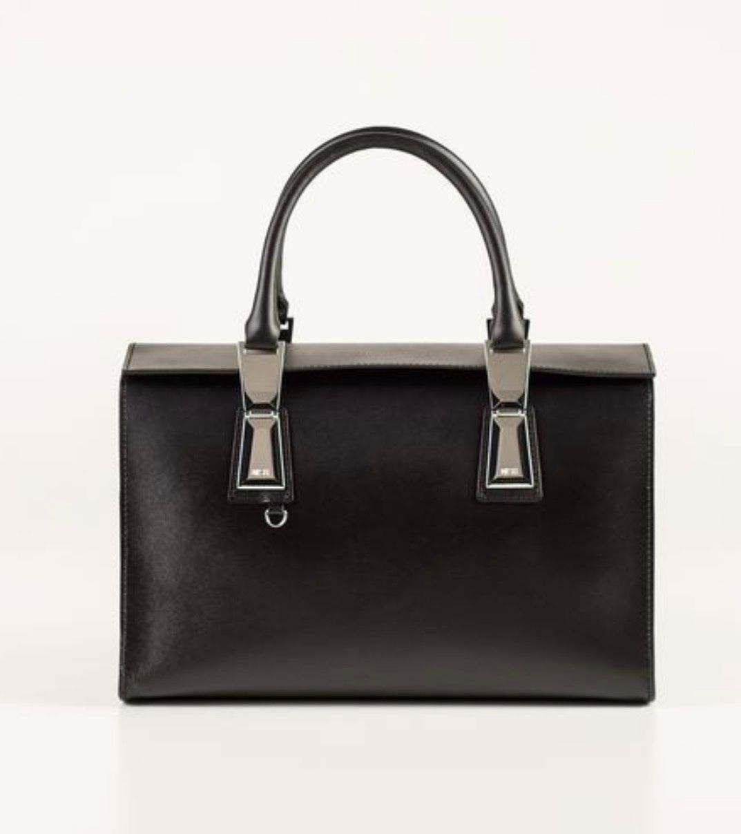 Diesel Taschen für Damen: Elegante, schwarze Diesel Handtasche – Gebraucht aus Horgen von Ed0