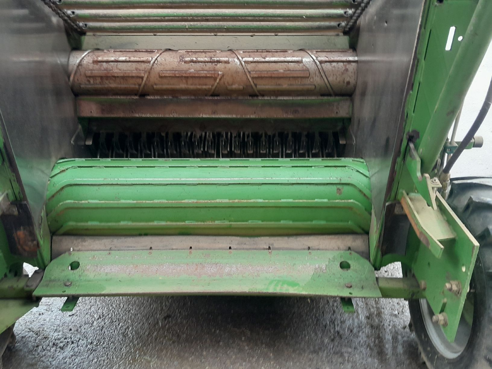 Krone Tutte le macchine: Krone Vario Pack 1500 – Usato da Kaltbrunn venduto da mic_7kfn 5