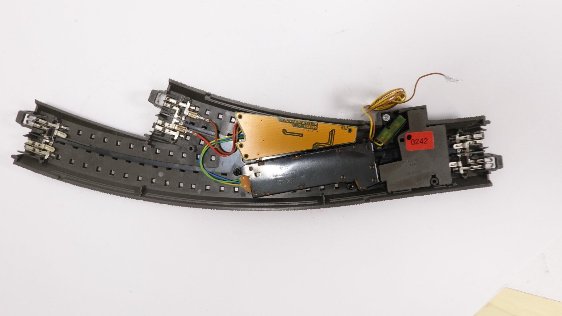 Märklin Modelleisenbahnen: c1 Märklin 24671 Kurvenweiche+Antrieb+Decoder | 0242 – Gebraucht aus Uetendorf von tigermuegi 3