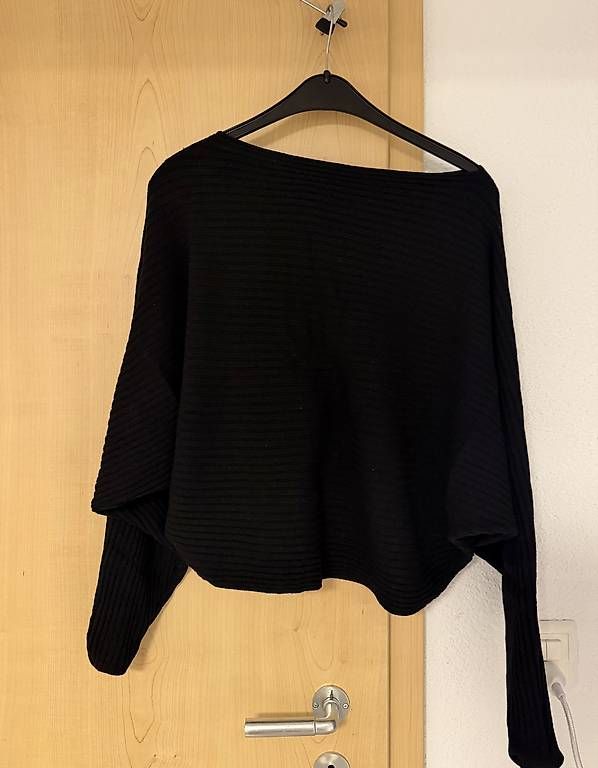 Maglioni & Felpe: Schwarzer gerippter Pullover – Usato da Rorschach venduto da Tara234