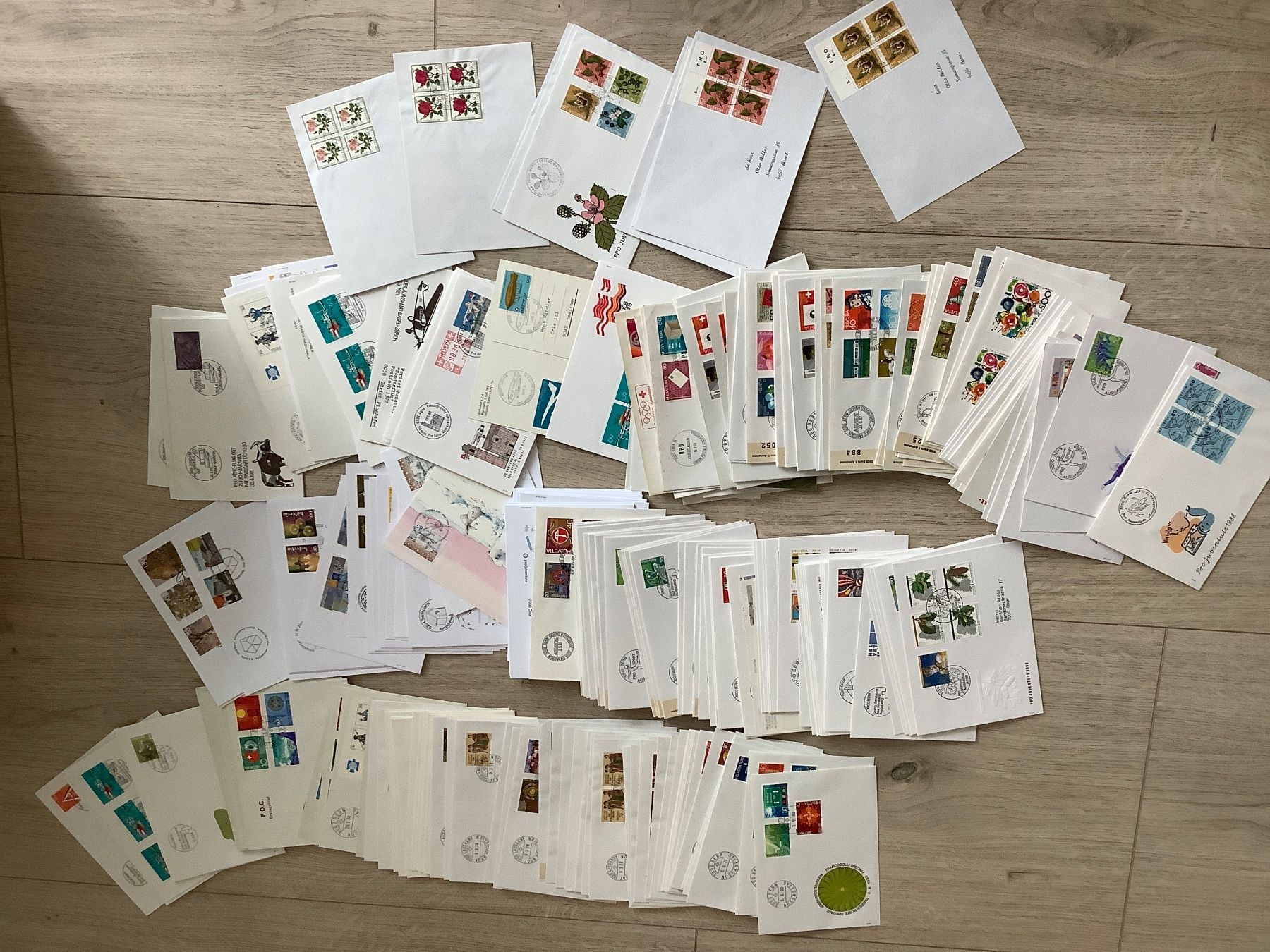 Tutti i francobolli: Über 1500 FDC Schweiz 1963 - 2009 – Usato da St. Gallen venduto da herbrig2 8