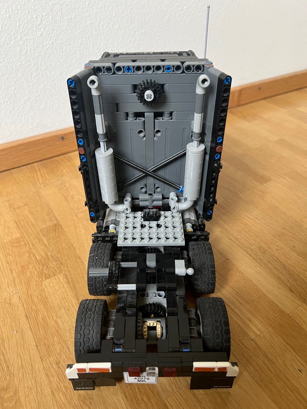 Lego Kit di costruzioni: LEGO Technic Mack Anthem 42078 – Usato da Zürich venduto da luc70 8