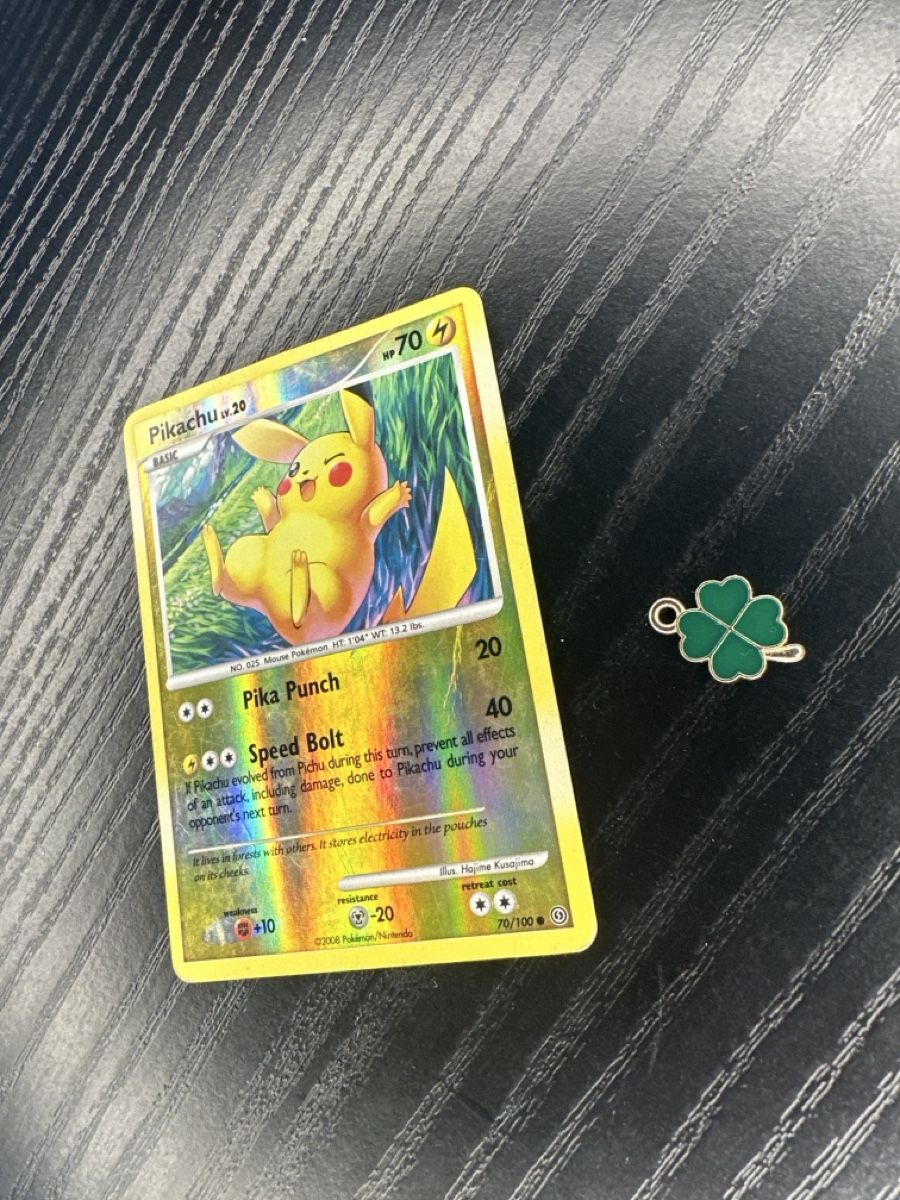 Pokémon Cartes à collectionner: Pikachu lv.20 70/100 Reverse Holo 2008 Stormfront – D'occasion à Uster par Neonschwarz 2