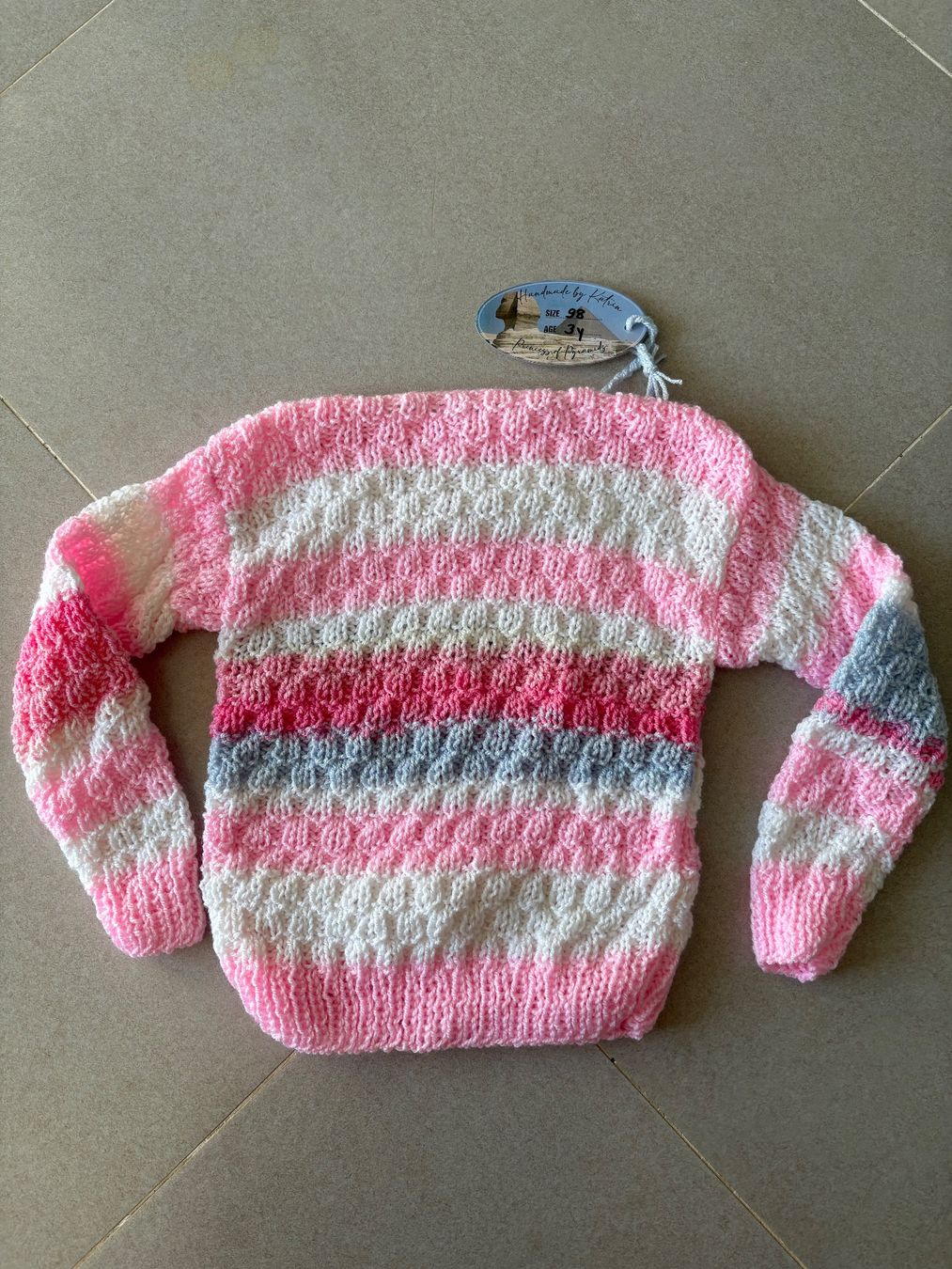 Pullover & Sweatshirts: Kinder Pullover gestrickt rosa-weiss Grösse 98 neu! handmade – Neu und originalverpackt aus Basel von Tierschutz-Flohmi