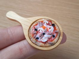 Handmade Pizza, Schinken Champignon oliven