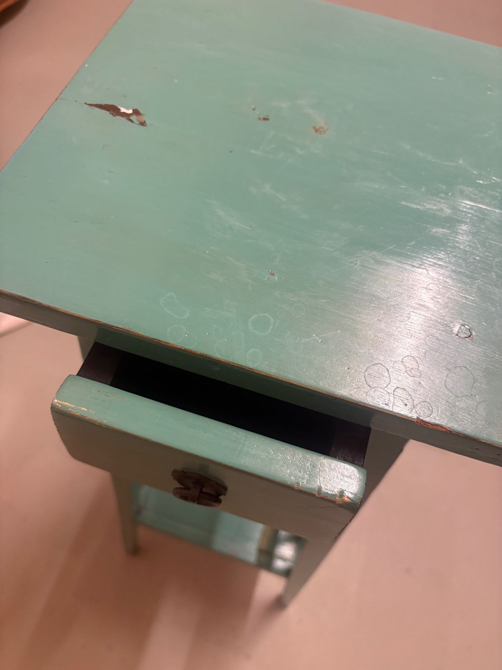 Tavoli: Antique Beistelltische – Usato da Thalwil venduto da GRageth 4