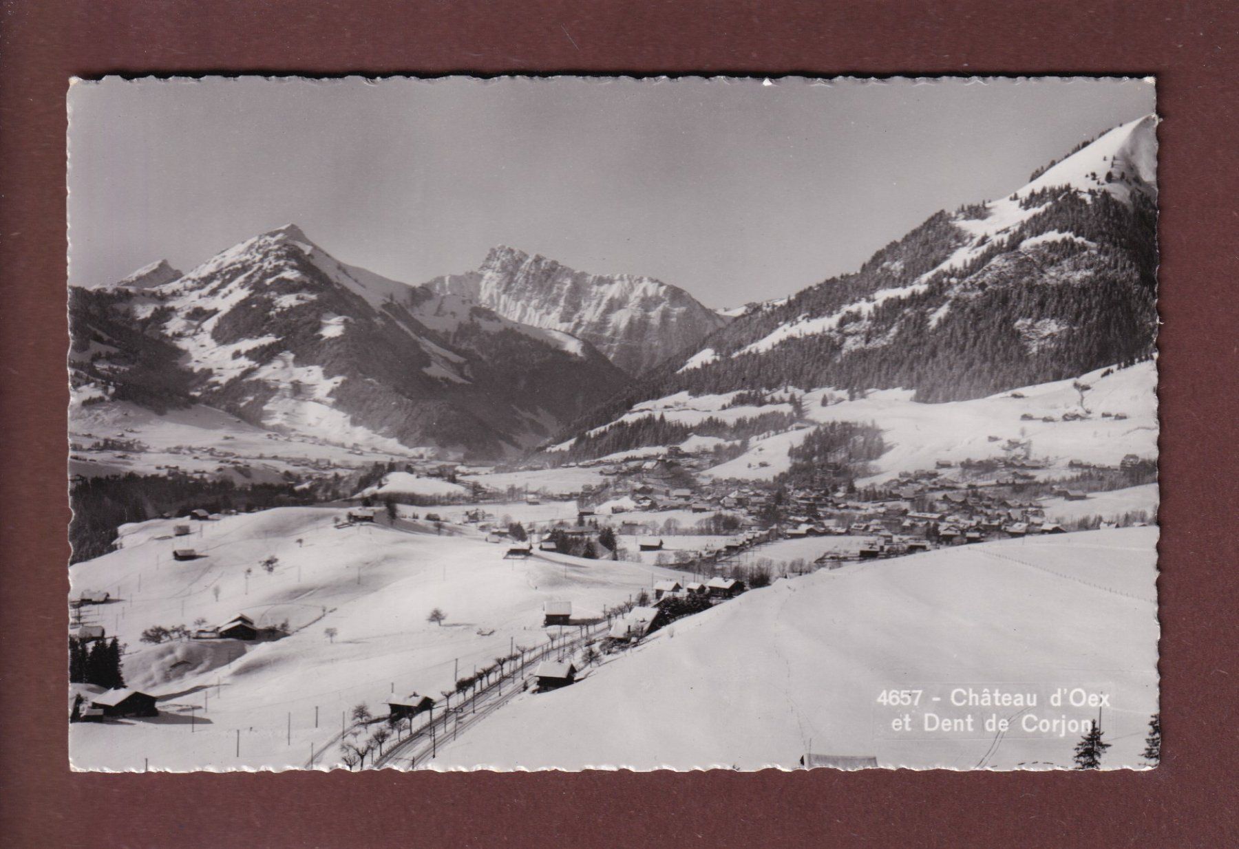 Cartoline postali: CHÂTEAU D'OEX - Dent de Corjon – Usato da Pully venduto da nicecards