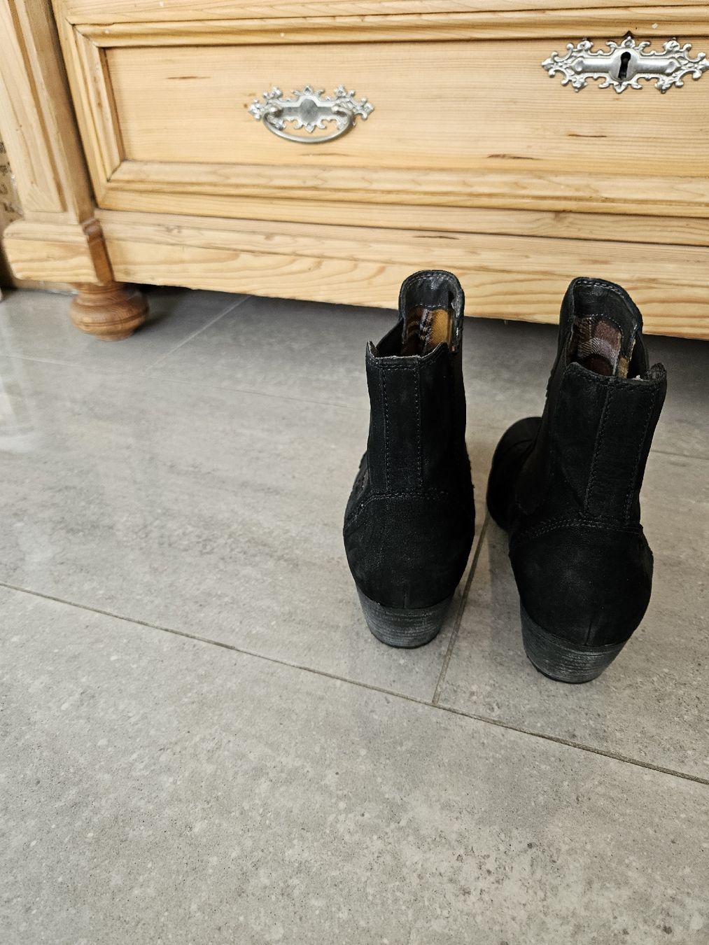 Roberto Santi Scarpe da donna: Boots Stiefeletten, Roberto Santi – Usato da Wiesendangen venduto da Sinhuk 2