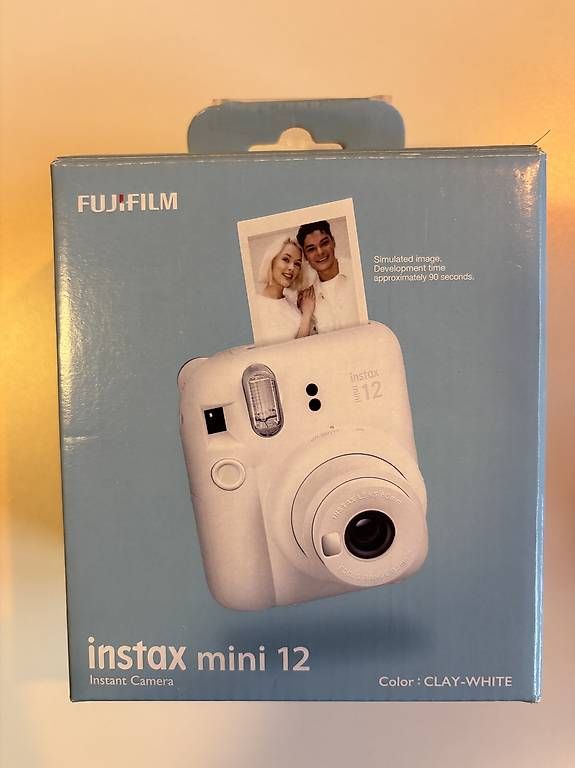 Fujifilm Fotocamera: FujiFilm instax mini 12 Clay-White – Nuovo e nell'imballaggio originale da Bern venduto da stollipower
