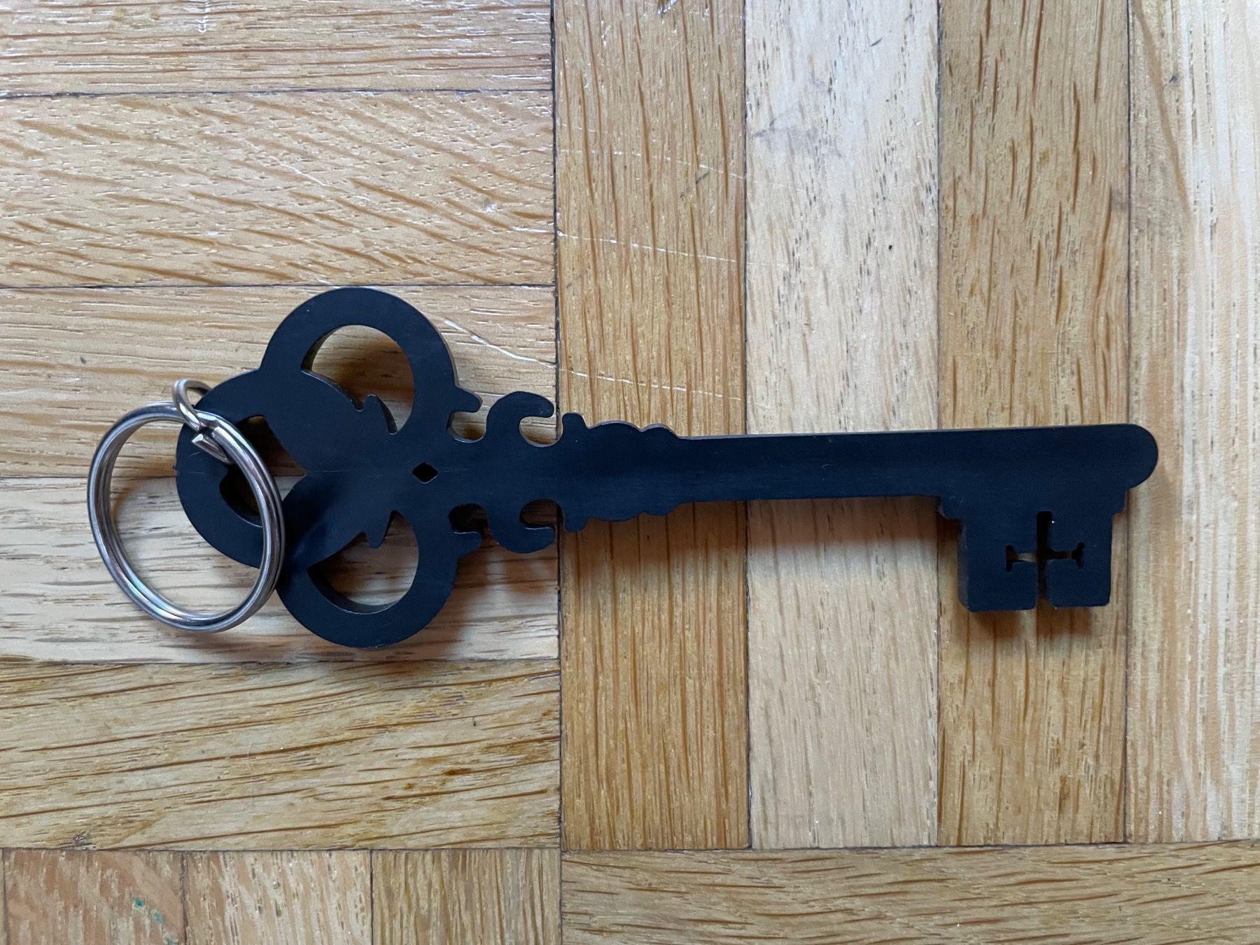 Portachiavi: Clé Décorative Noire, Porte-Clés Original – Usato da Oron-la-Ville venduto da W.XIX 1