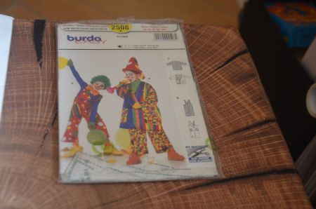 BURDA SCHNITTMUSTER (2508)