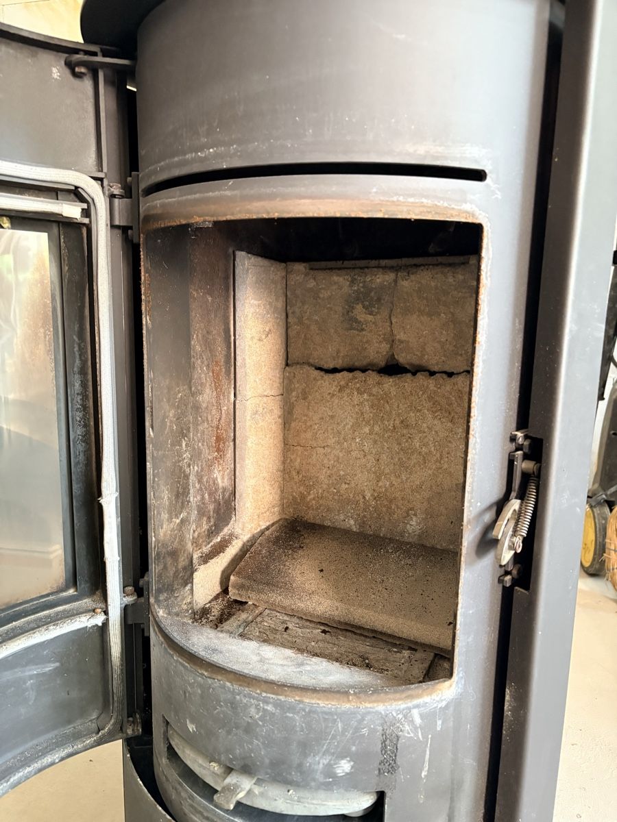 Stufe caminetto: Poêle à bois design vitré bon état – Usato da Chevilly venduto da coco_3_5 3