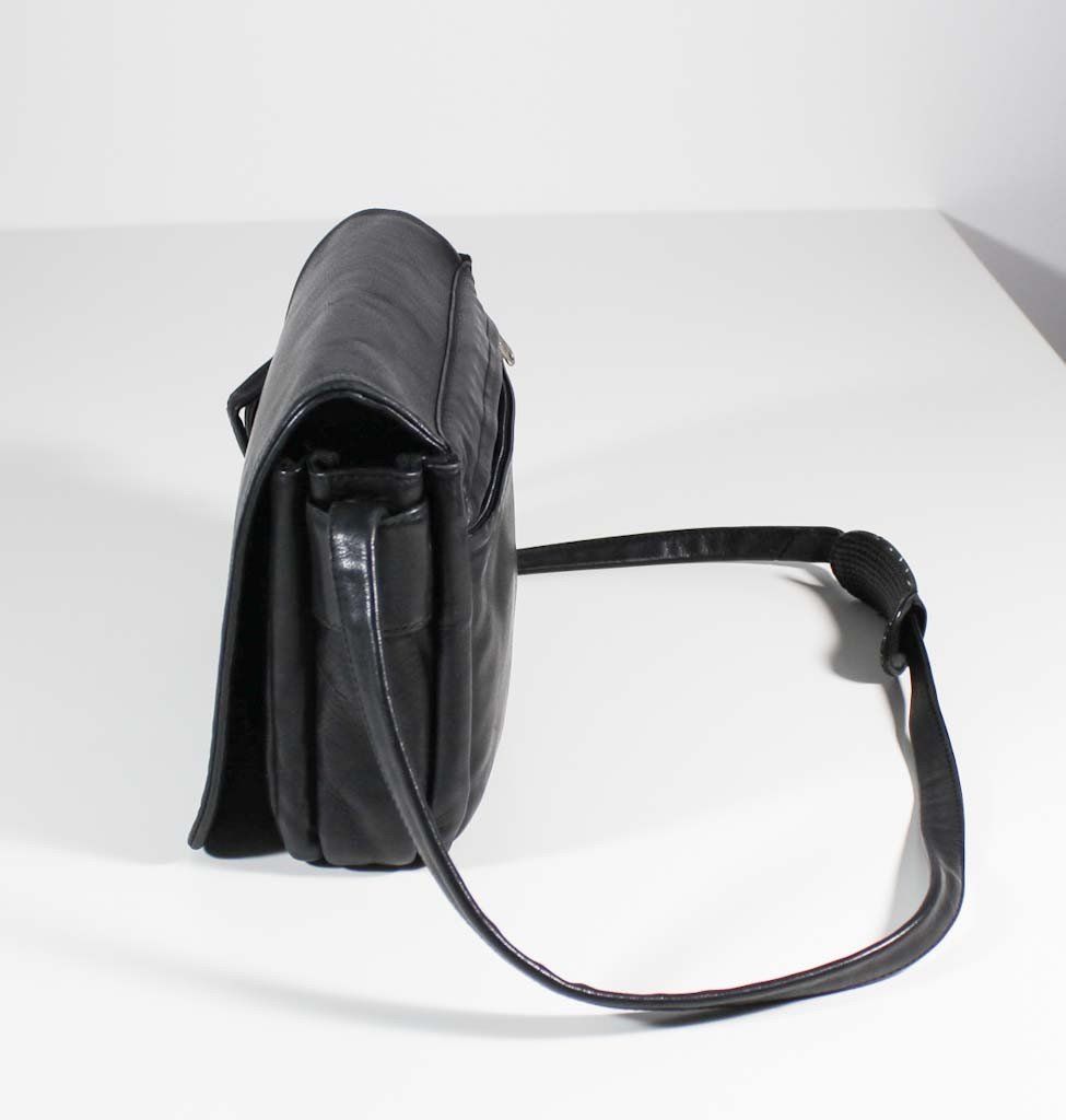 Bree Borse da donna: BREE Leder Umhängetasche – Usato da Belp venduto da caramel-secondhand 4