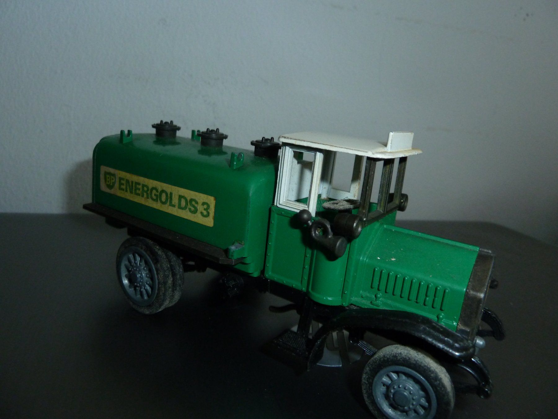 Modellautos: 4 OLDTIMER  MODEL-AUTOS – Gebraucht aus Thalwil von Kumawa0 3
