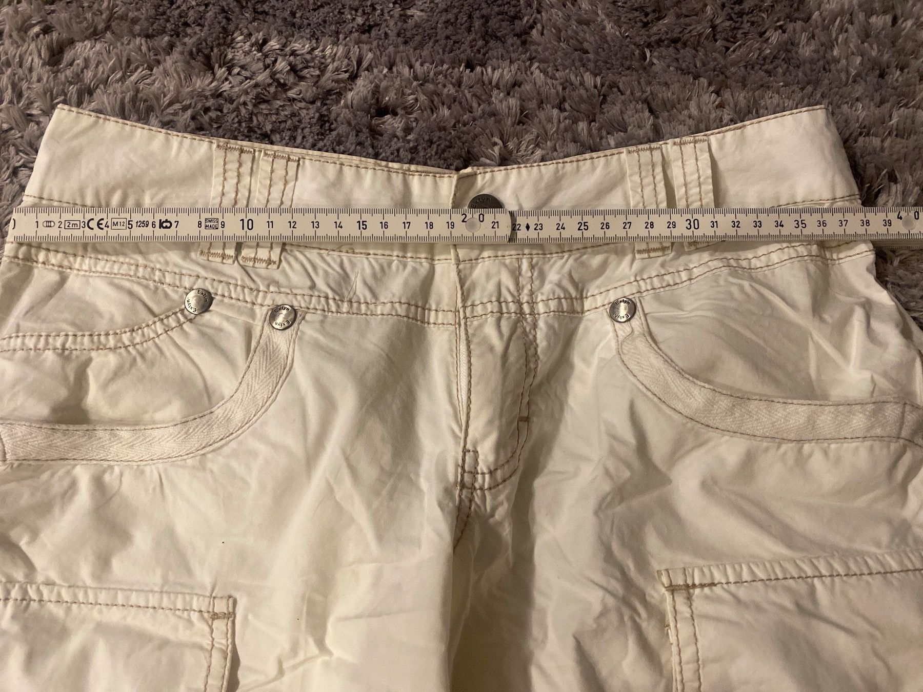 Pantaloni: Bermuda – Nuovo (secondo la descrizione) da Zürich venduto da lcl_r88r 2