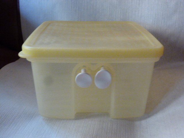 Tupperware Contenitori & Simili: Tupperware Fridgesmart – Usato da Nunningen venduto da Ave51 2