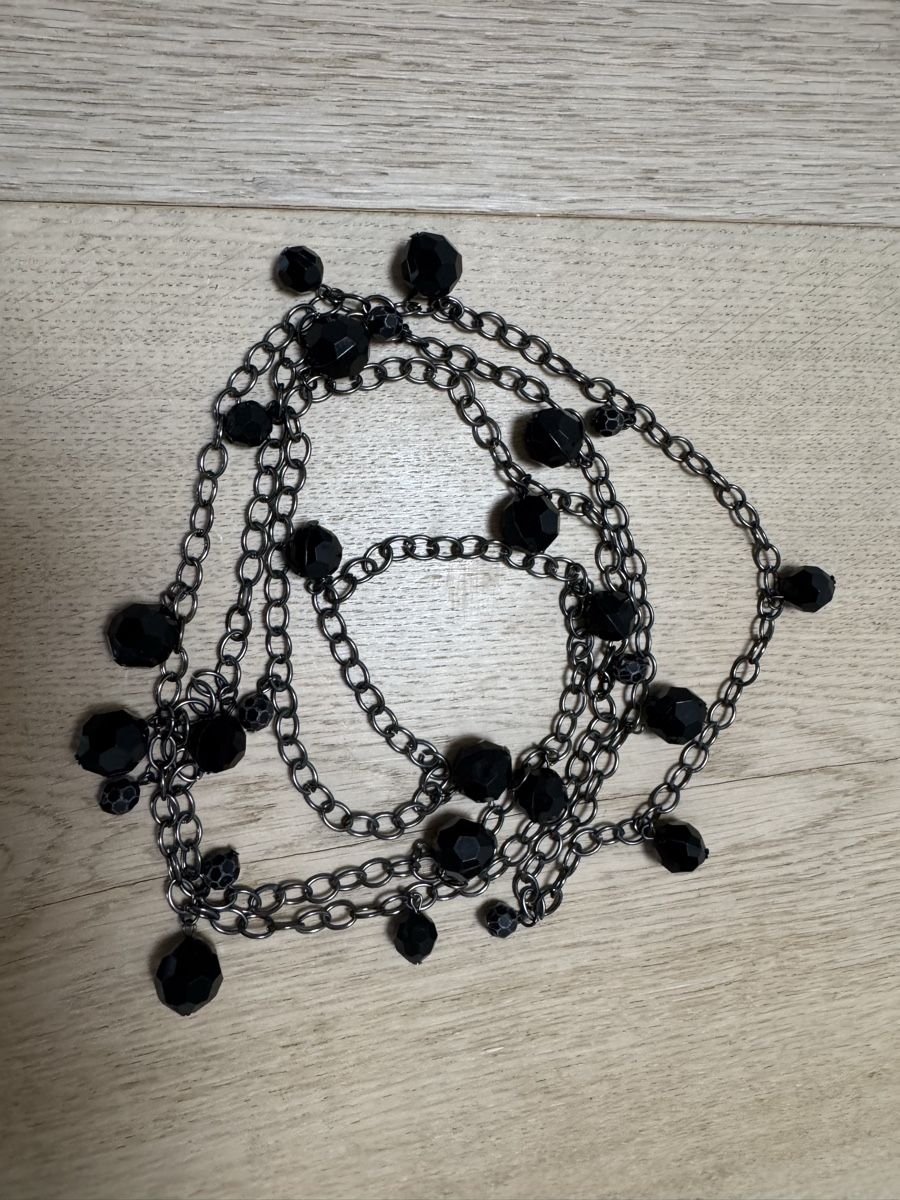 Catenine: Lange Halskette mit Kugeln schwarz – Usato da Winkel venduto da Schorley 1
