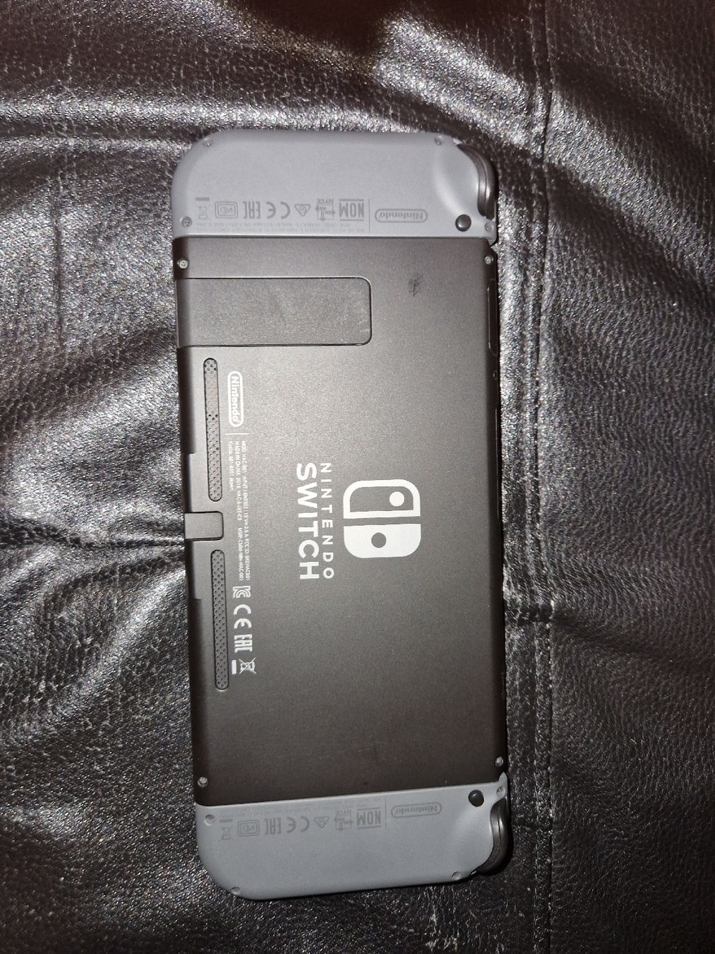 Nintendo Console: Nintendo Schwitch – Usato da Zofingen venduto da saroman88 1