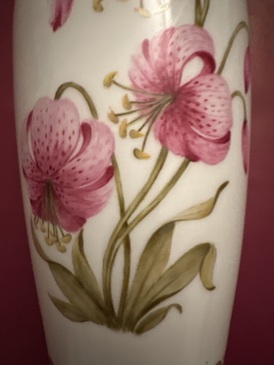 KPM Vasen & Gefässe: Royal Bavaria KPM Vase, handbemalt, Lilien – Neu (gemäss Beschreibung) aus Bern von schnupka 1