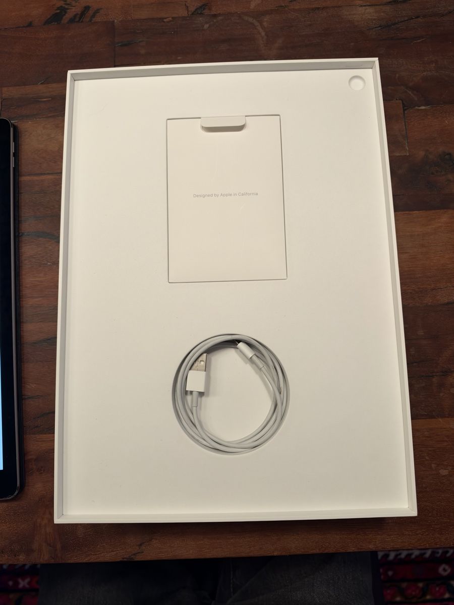 Apple Tablettes PC: iPad Pro 12.9 256GB 4G 2nd generation – D'occasion à Zürich par rawandworn 5