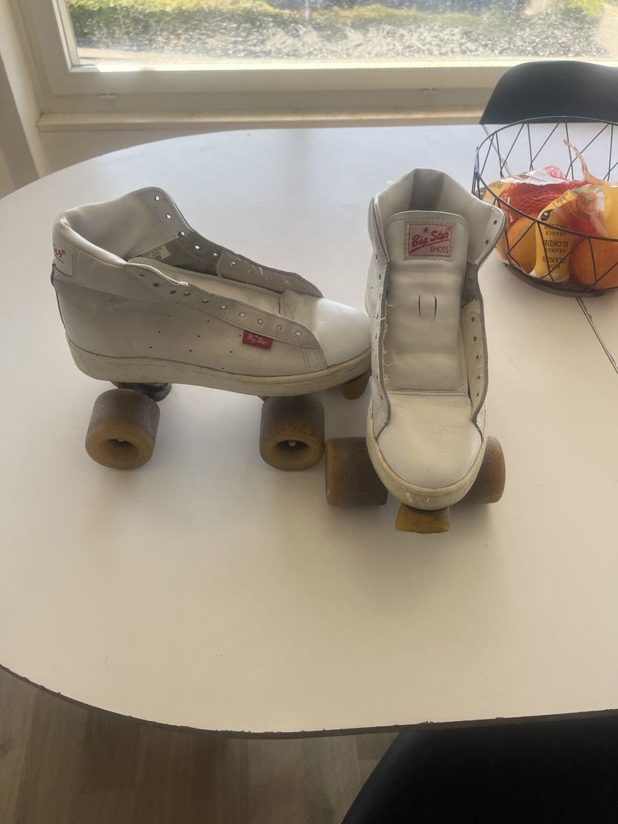 Pattini in linea & Pattini a rotelle: Chaussures à roulettes blanches taille 39 – Usato da Peseux venduto da vig_tkt6 2