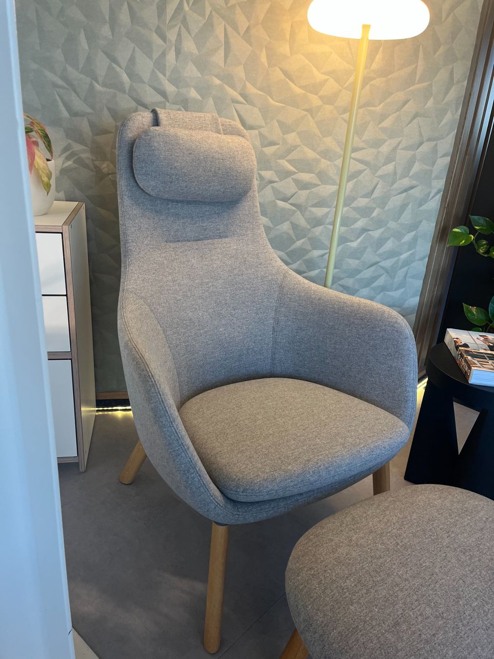 Vitra Poltrone: Vitra HAL Lounge Chair und Ottoman – Usato da Gossau SG venduto da PSAG9200 1