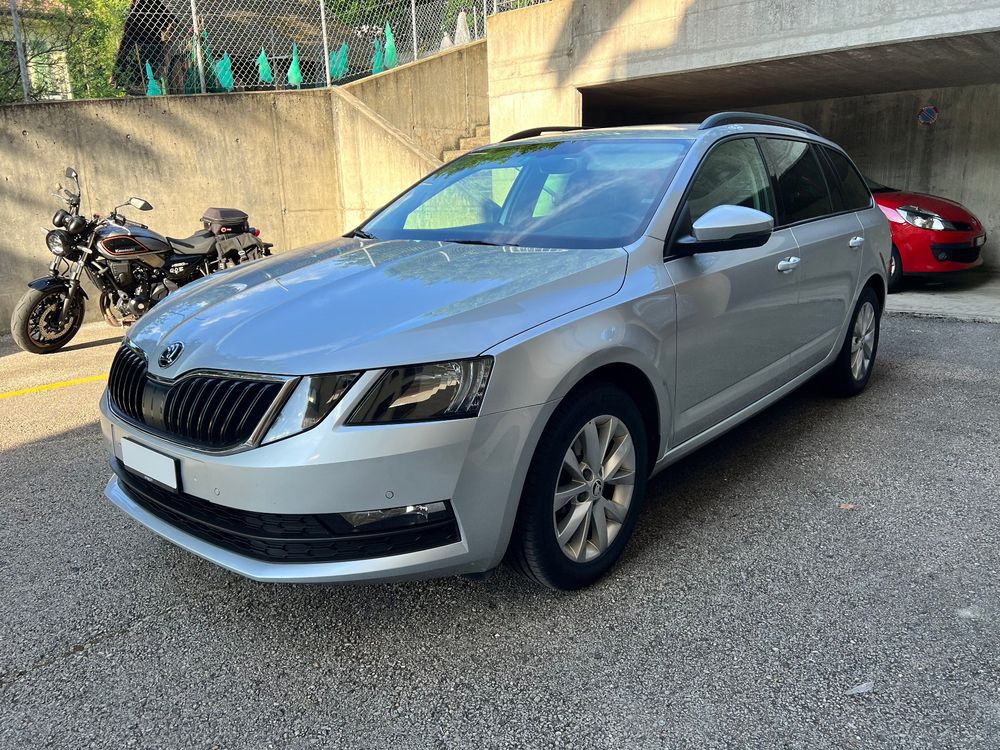 SKODA Octavia 2.0 TDI DSG Ambition