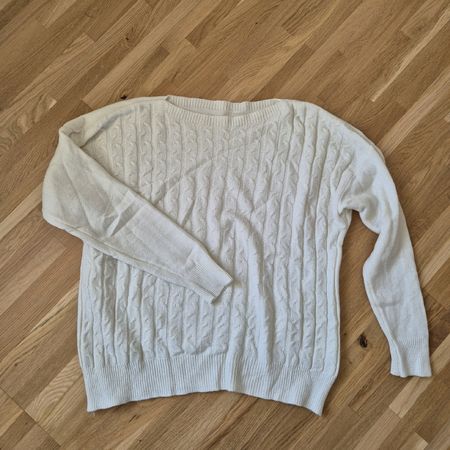 Pull blanc en maille torsadée, taille M