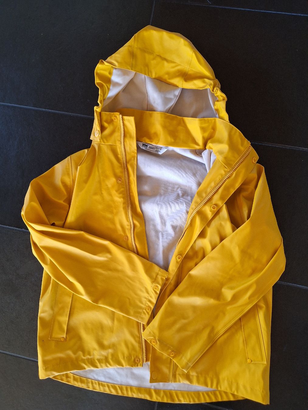 Helly Hansen Giacche: Helly Hanson Regenjacke 152 – Usato da Bern venduto da zizzerzazzer