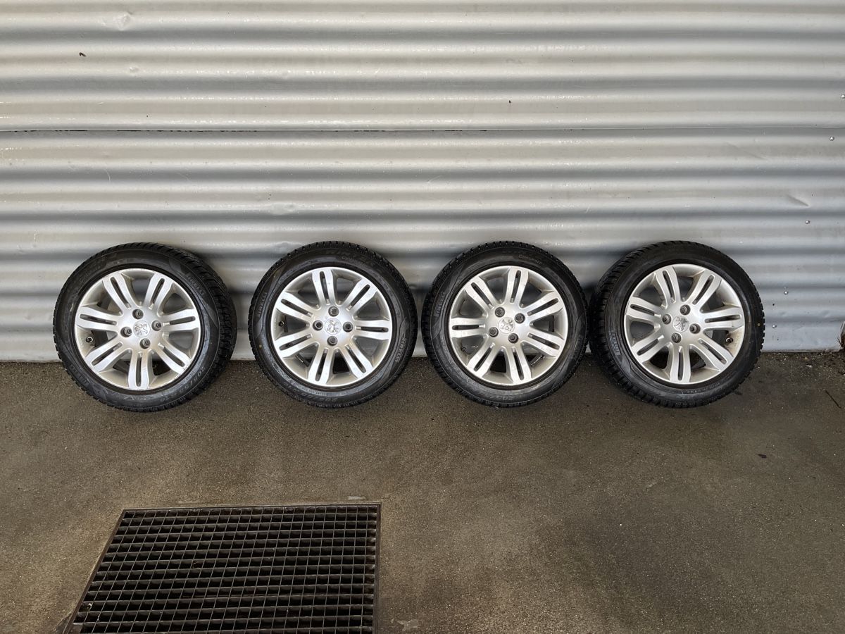Pirelli Pneus & Kompletträder: Peugeot Pneu – Gebraucht aus Kölliken von oingi72 1