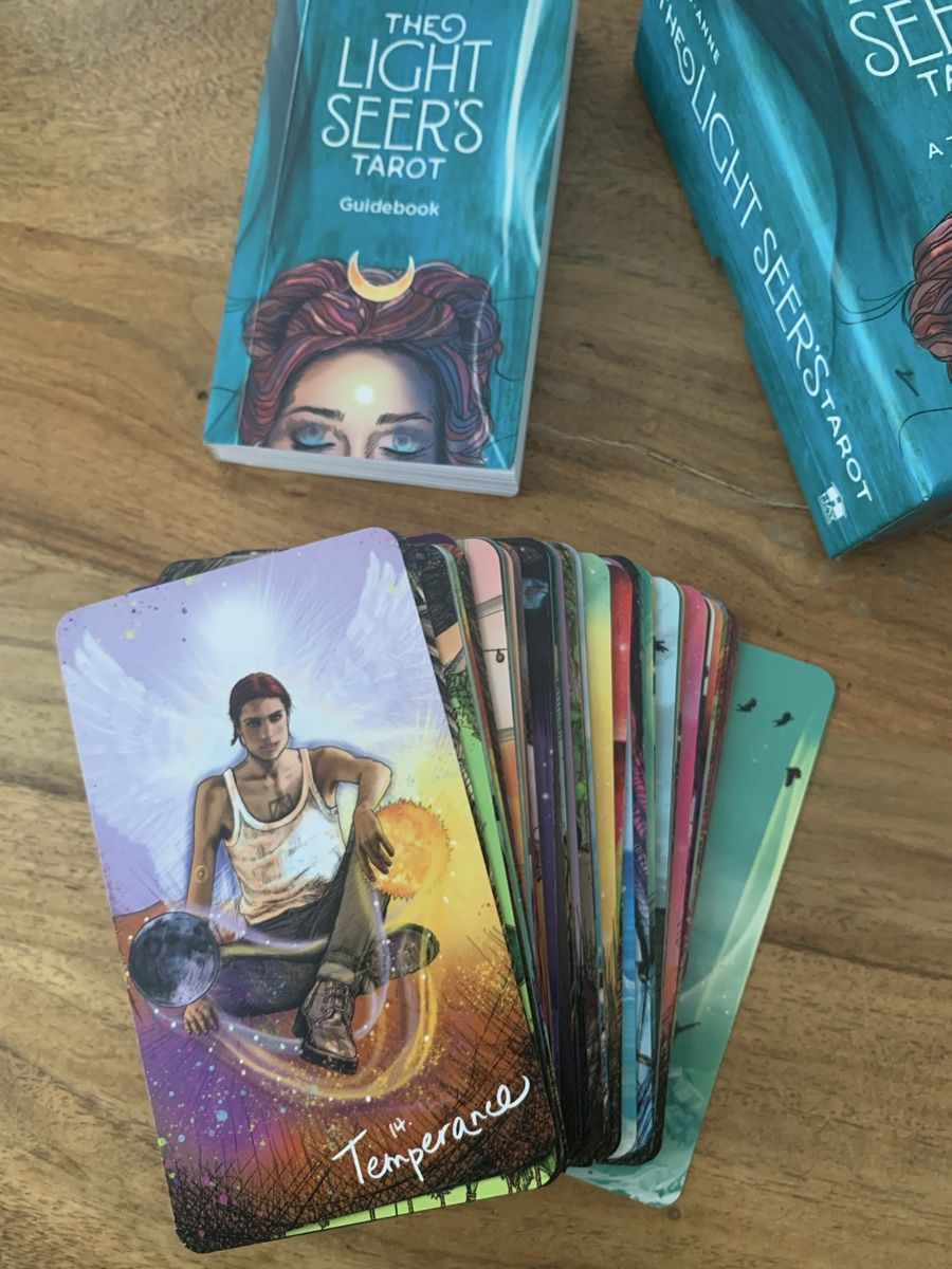 Libri: Light Seer's Tarot Deck - Top Zustand - inkl. Guidebook – Usato da Zürich venduto da MK124 1