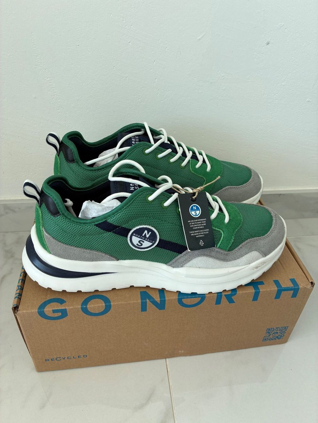 North Sails Herrenschuhe: Baskets North Sails -T. 43 - NEUVES – Neu und originalverpackt aus Herrliberg von BOULBADI