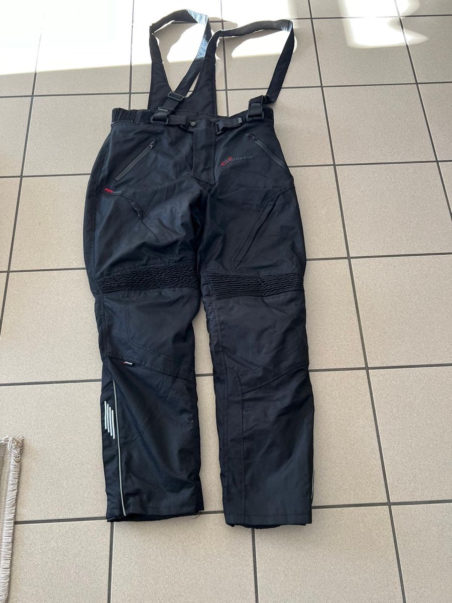 Lotti di vestiti: Motorradbekleidung XXL – Usato da Figino venduto da Ferrari58 9