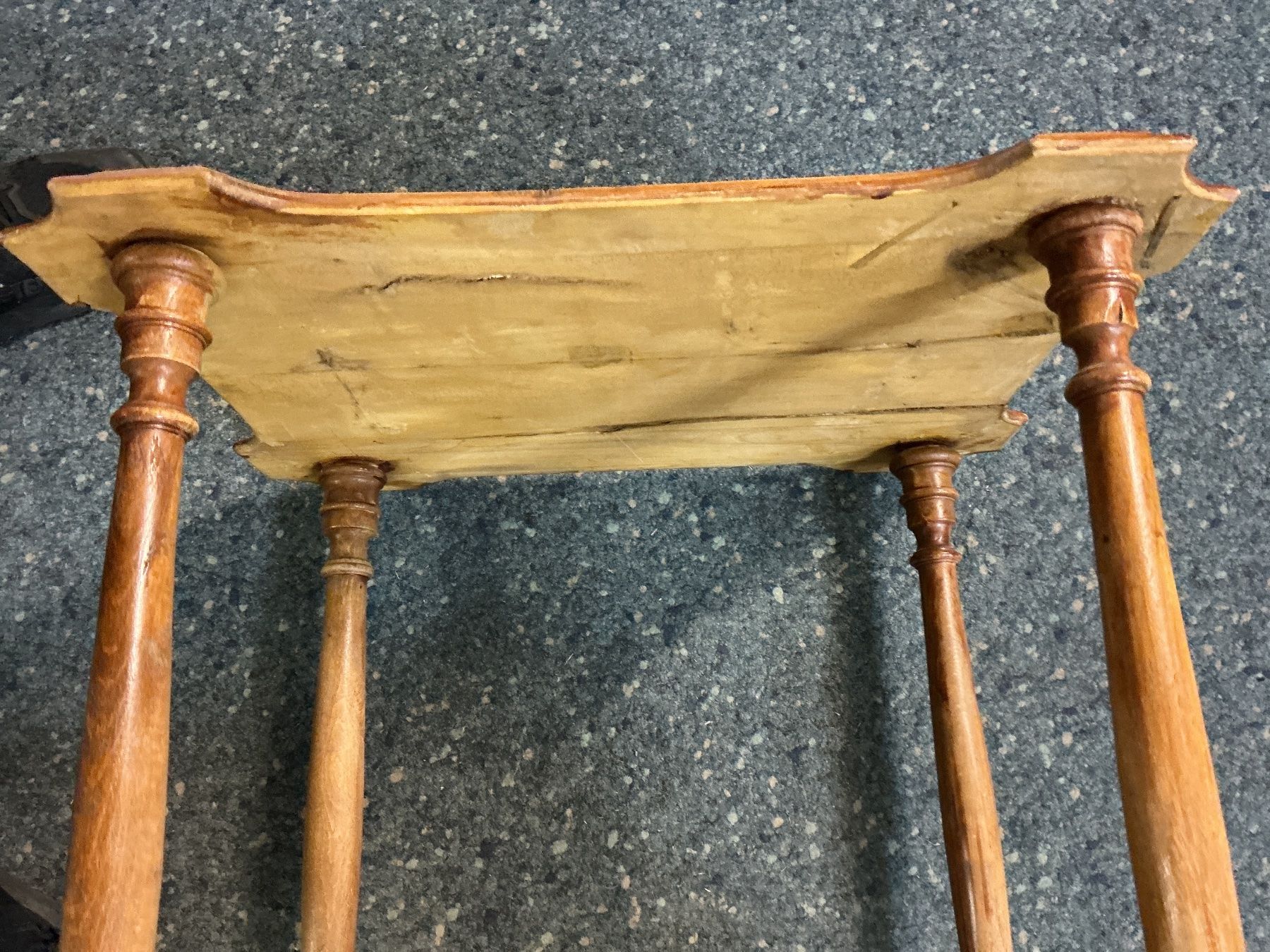 Comodini: Beistelltischchen mit Pflanzenmotiven – Usato da Bern venduto da vielerart 4