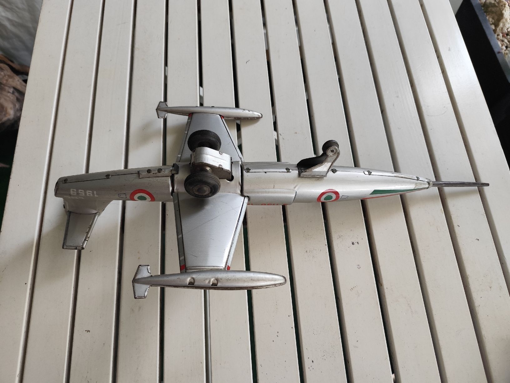 Kit di modellismo & Modellini statici: uralter Blech THUNDER JET S1130-1200 – Usato da minusio venduto da bierbrauer 6