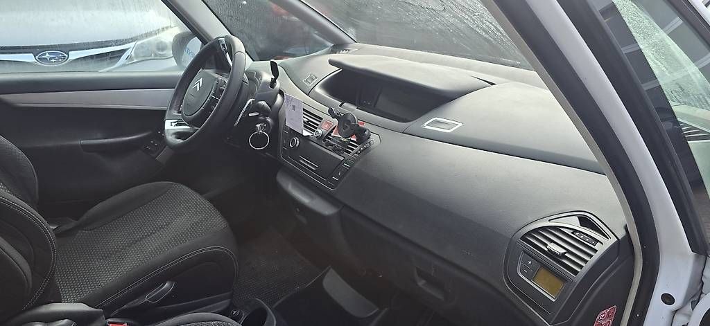 Citroën Automobili: Citroen C4 Gran Picasso 7 posti – Usato da Mendrisio venduto da sim_c2hz 3