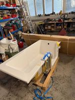 Badewanne IV mit separater Glastüre (170 x 75 x 50) NEU