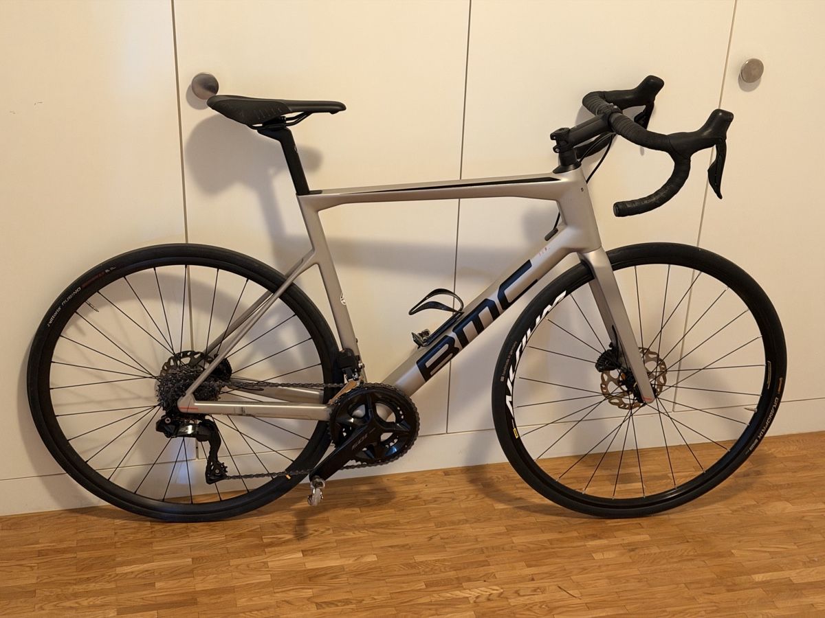 BMC Biciclette: BMC TEAMMACHINE SLR FIVE - Carbon – Usato da Zürich venduto da Gadgets2020