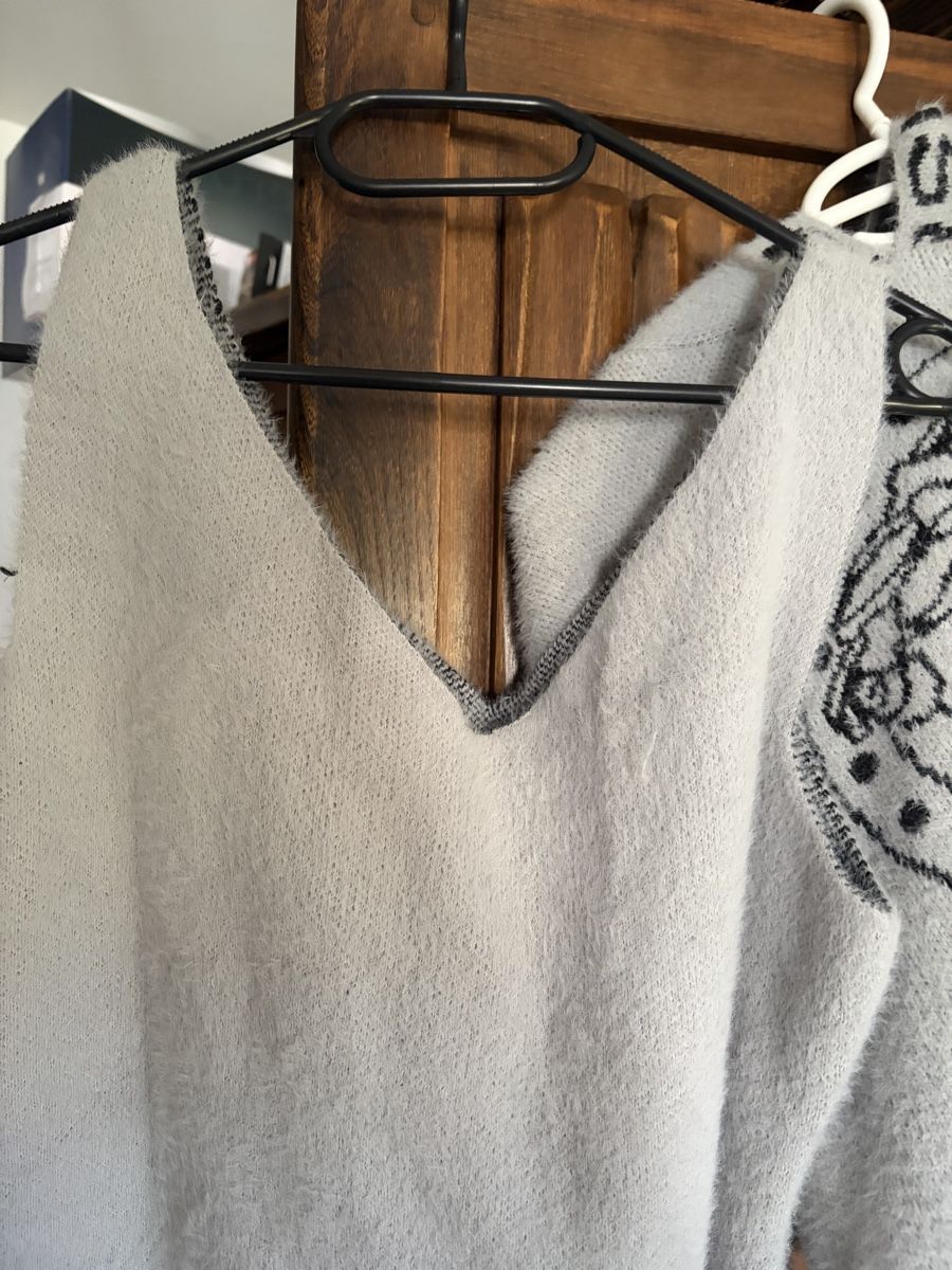 Versace Kleider: Pull Versace gris et robe Taille S bon état – Gebraucht aus Delémont von amo_jx5x 1
