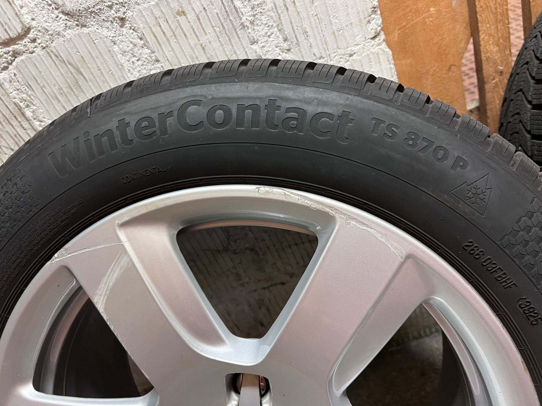 Jantes: 4 Winterreifen mit Räder – D'occasion à Geroldswil par ana_rb6t 3