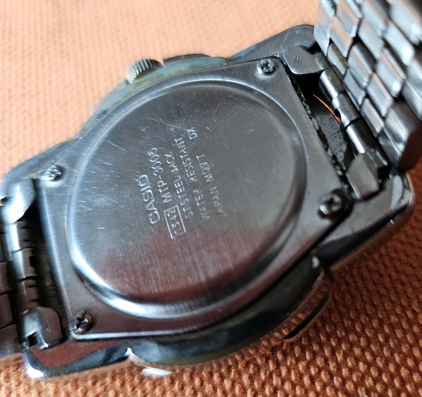 Casio Orologi: CASIO Quartz Sapphire elegante Herrenuhr 41.3mm – Usato da Speicher venduto da Lemore 5